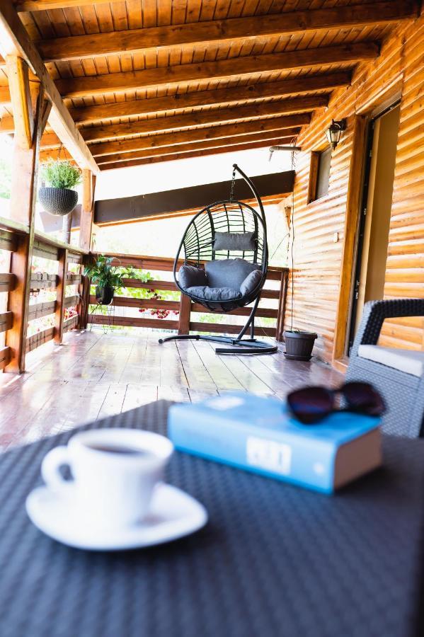 Casa De Vacanta Sadu ภายนอก รูปภาพ