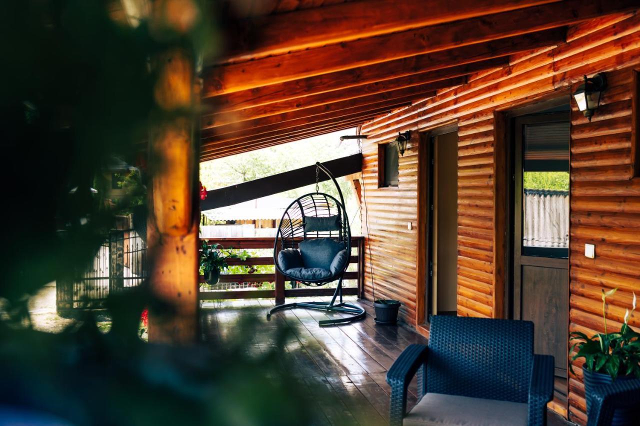 Casa De Vacanta Sadu ภายนอก รูปภาพ