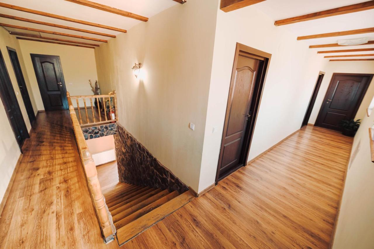 Casa De Vacanta Sadu ภายนอก รูปภาพ